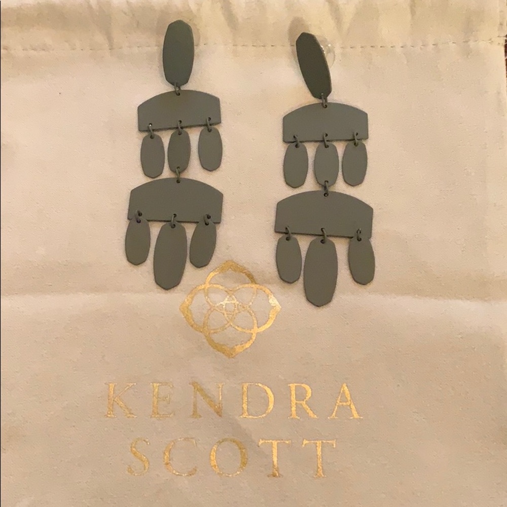 Kendra Scott Emmet Earrings